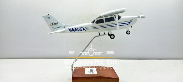 Cessna C-150 (N440FA) - Image 2